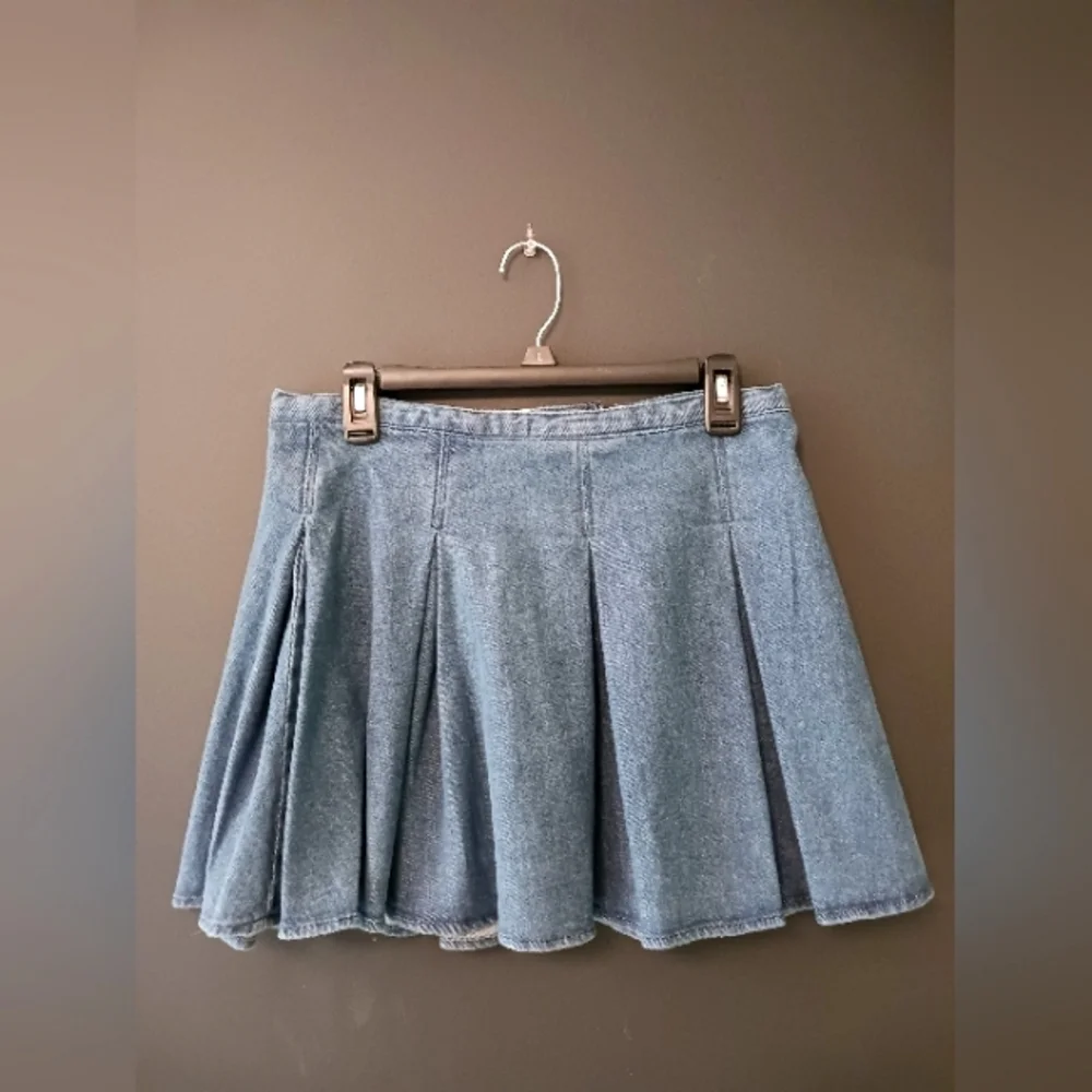 SO NEW WITH TAGS WOMENS BLUE SUMMER MINI SKIRT SIZE 9 - Picture 1 of 4